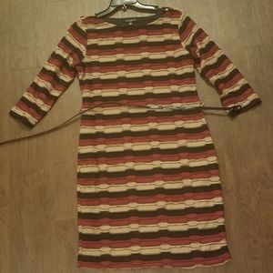 Nice fitting/stretchy Sharagano dress